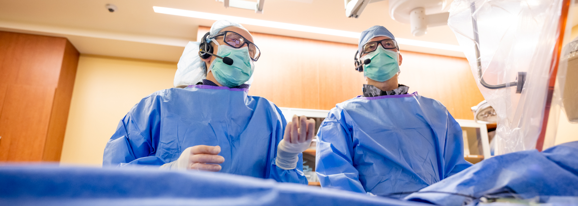 Dr. Jennifer Wright and Clinical Cardiac Electrophysiology fellow Dr. Colton Thompson performing EP procedure