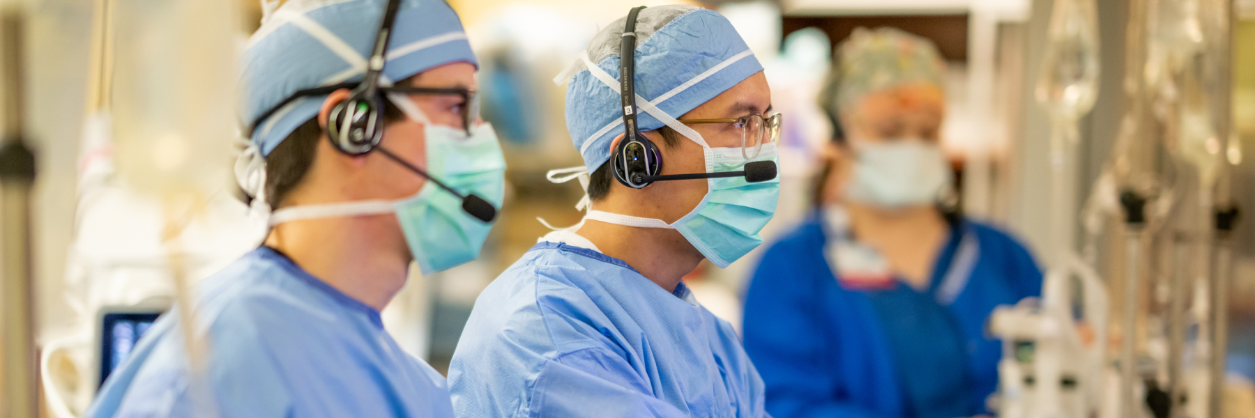 Faculty member Dr. Daniel Modaff and Clinical Cardiac Electrophysiology fellow Dr. Luke Chong during an EP procedure