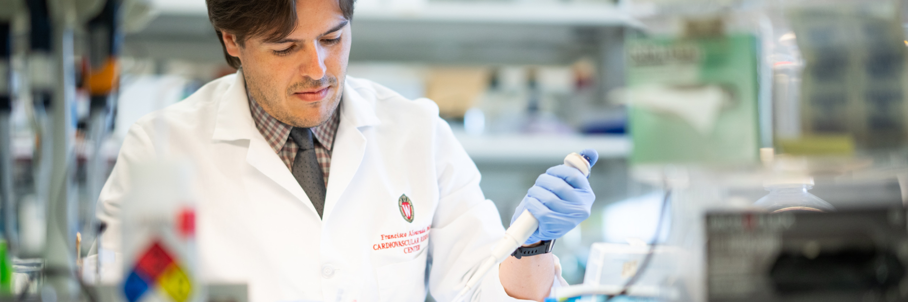 Photo of Dr. Francisco Alvarado in his lab