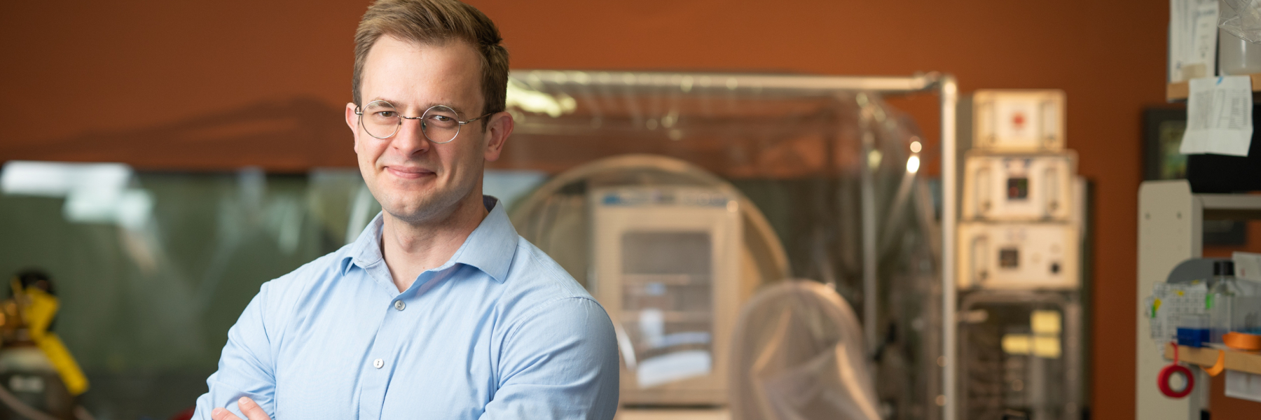 Dr. Andrew Hryckowian in his research lab