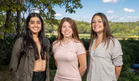 Undergraduate research assistants in Dr. Lee Eckhardt's lab