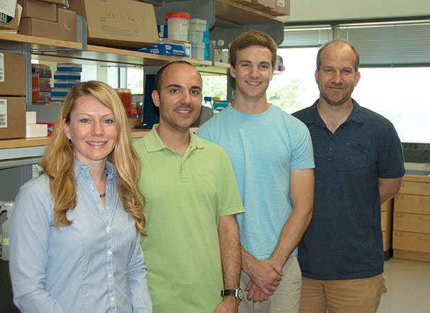 photo of Dr. Jeniel Nett's research team