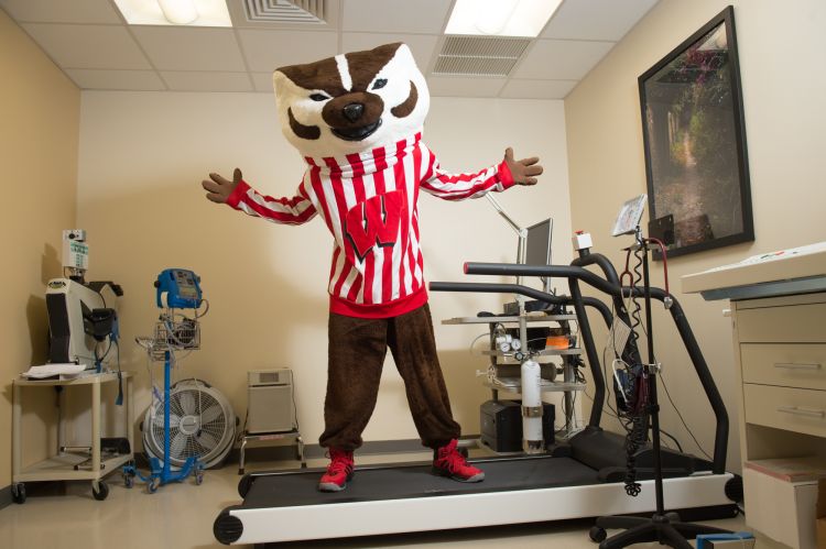 photo of Bucky Badger standing on a treadmill in the AIRP 