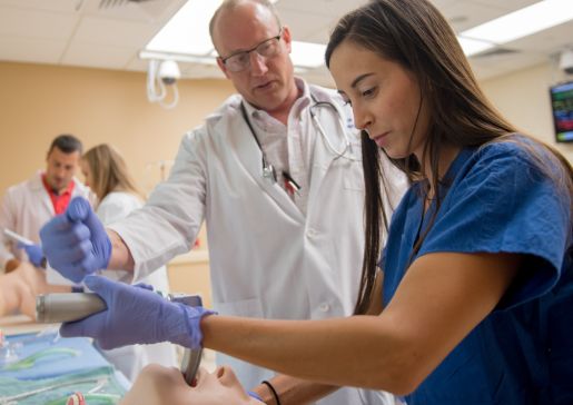 Pulmonary clinical training in simulation center