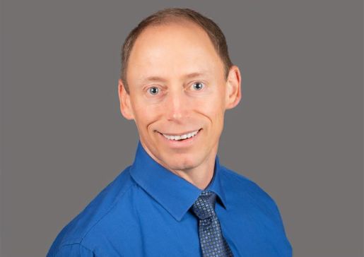 Dr. Steve Barczi
