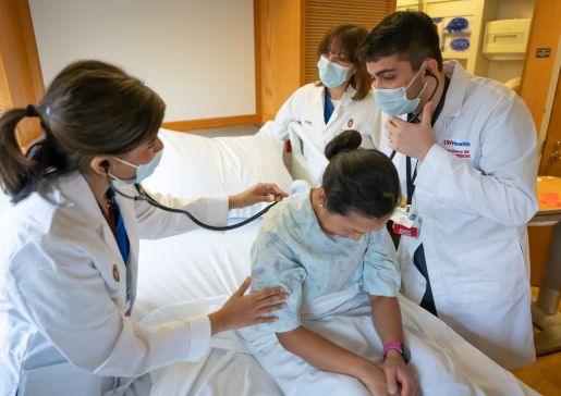 Residents on rounds.